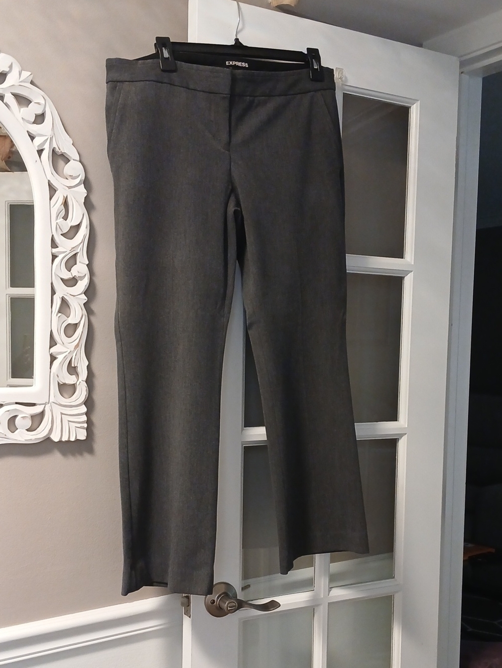 Express Women’s Dark Gray Dress Trousers - Straight Leg